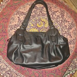 NWOT Simply Vera Elegant Black Leather Handbag